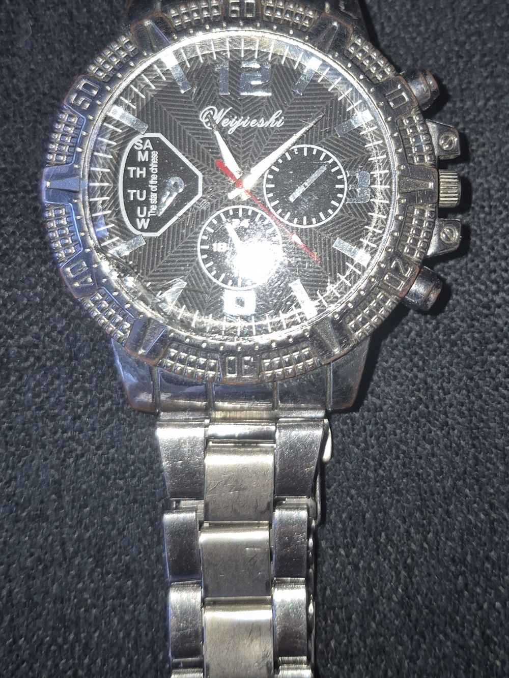 Silver Men's Metal Bracelet Watch - Black Dial